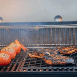 Pack Weber Crafted Pour Barbecue Weber Spirit Entre 2016 Et 2022 -Eno Bbq Boutique 7670 grille weber ambiance viande min 2 1