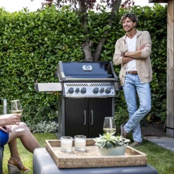 Barbecue à Gaz Napoleon ROGUE 525 SIB Édition Spéciale Noir -Eno Bbq Boutique barbecue gaz napoleon rogue 525 sib edition speciale noir 4