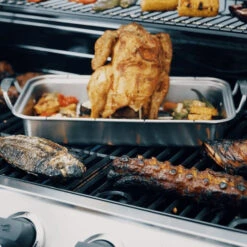 Barbecue à Gaz 6 Brûleurs Char-Broil Convective Series 640 B XL -Eno Bbq Boutique convective 640 ambiance poulet min